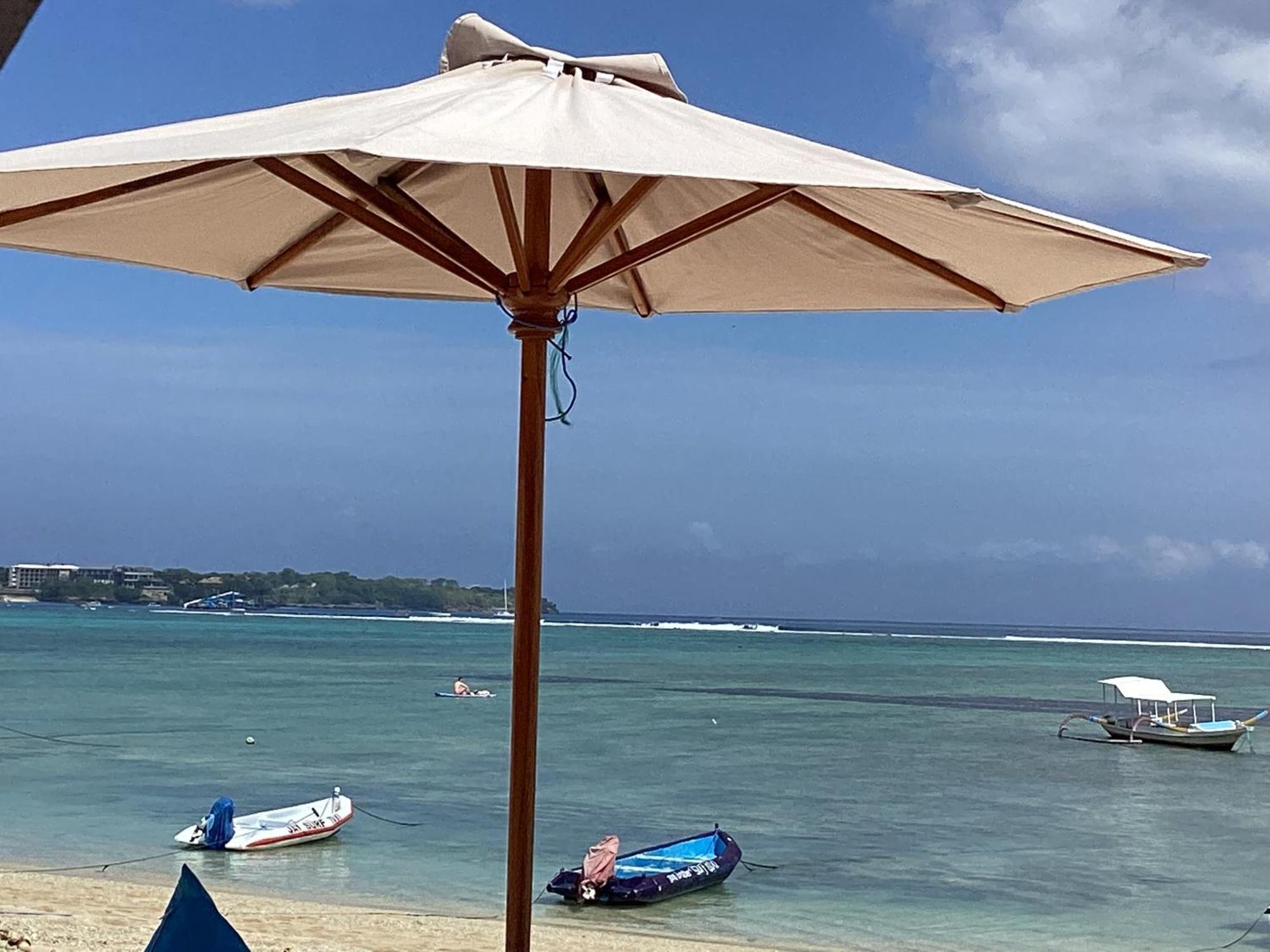 Linda Beach Hotel Lembongan Dış mekan fotoğraf